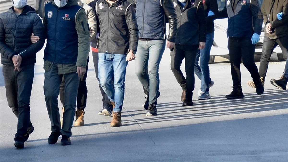 Ankara merkezli 29 ilde FETÖ operasyonu: 49 şüpheli için gözaltı kararı