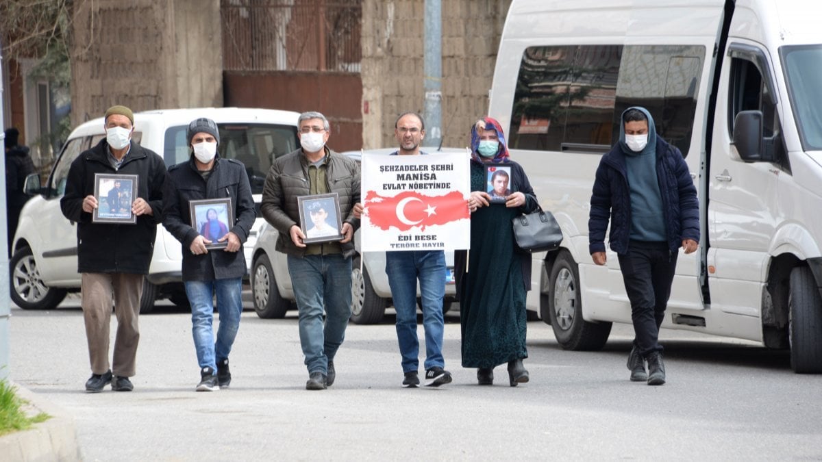 Evlatları PKK tarafından kaçırılan 279 aile nöbete devam ediyor