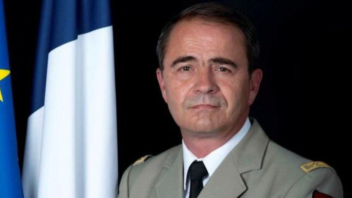 Fransa Askeri İstihbarat Direktörü Vidaud istifa etti