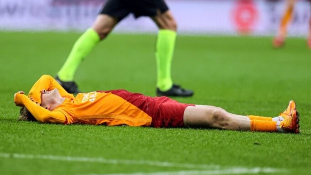 Galatasaray'da Kerem Aktürkoğlu sakatlandı
