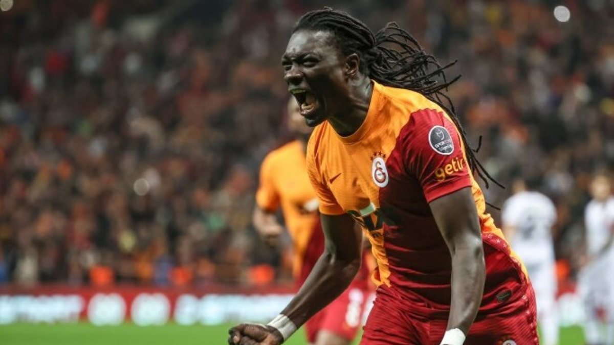 Bafetimbi Gomis: Fenerbahçe derbisi önemli