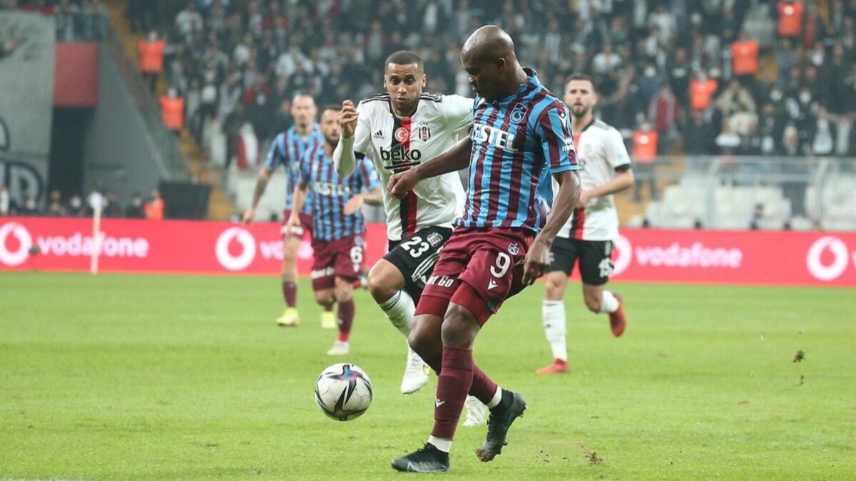 Trabzonspor - Beşiktaş maçının ilk 11'leri
