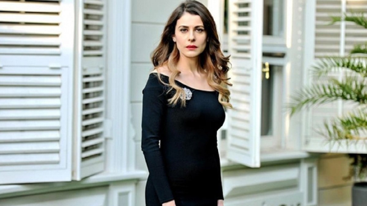 Hakim'in Yasemin'i Ebru Özkan'ın eşi Kurtlar Vadisi'nin yıldızı çıktı! Polat Alemdar'a az çektirmemişti...