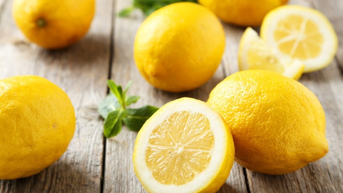 Sabahları haşlanmış limon içmenin 5 inanılmaz faydası