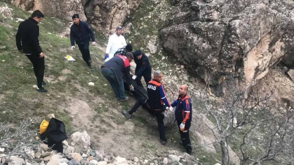 Elazığ'da bir lise öğrencisi Harput Kalesi'nden düştü