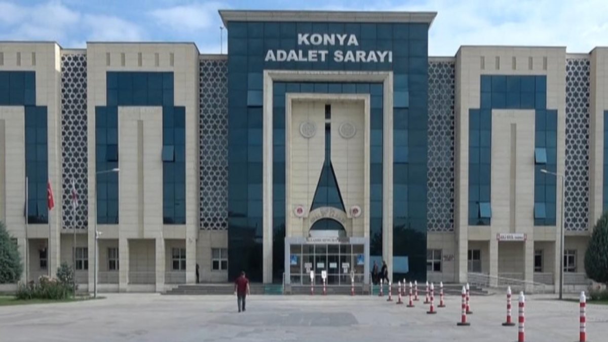 Konya'da oruçla ilgili sorular soran müdür yardımcısına suç duyurusu