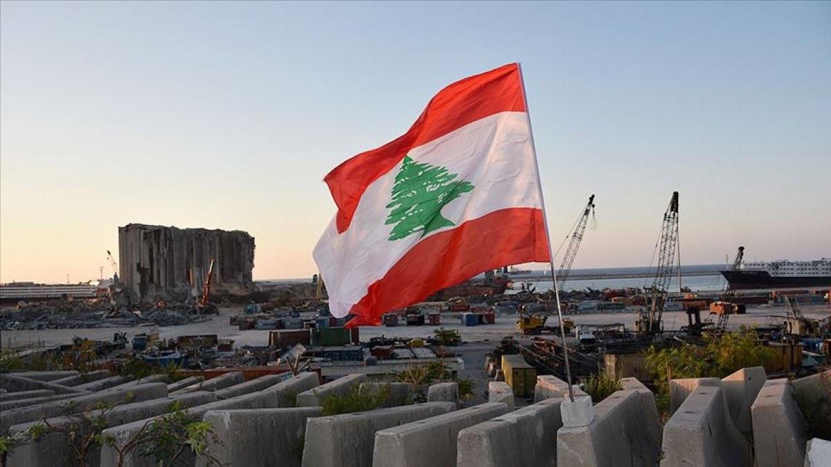 Lübnan'da devlet ve merkez bankasının iflas ettiği dile geldi