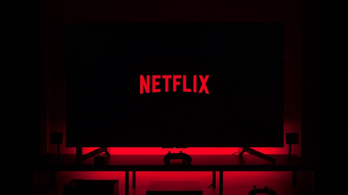 Netflix abonelik ücretlerine zam yaptı! İşte Netflix temel, standart, özel paket yeni fiyat listesi