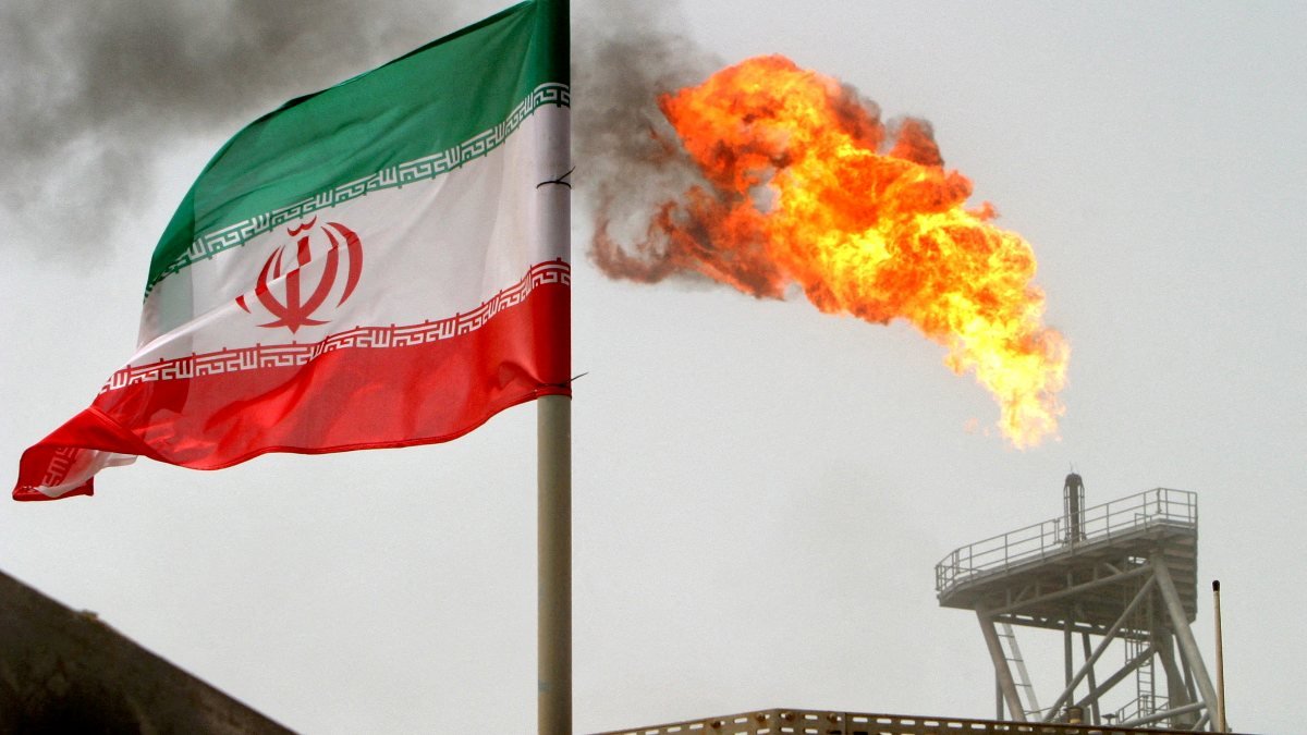 İran: Enerjide 16,5 milyar dolarlık yatırım anlaşması imzaladık