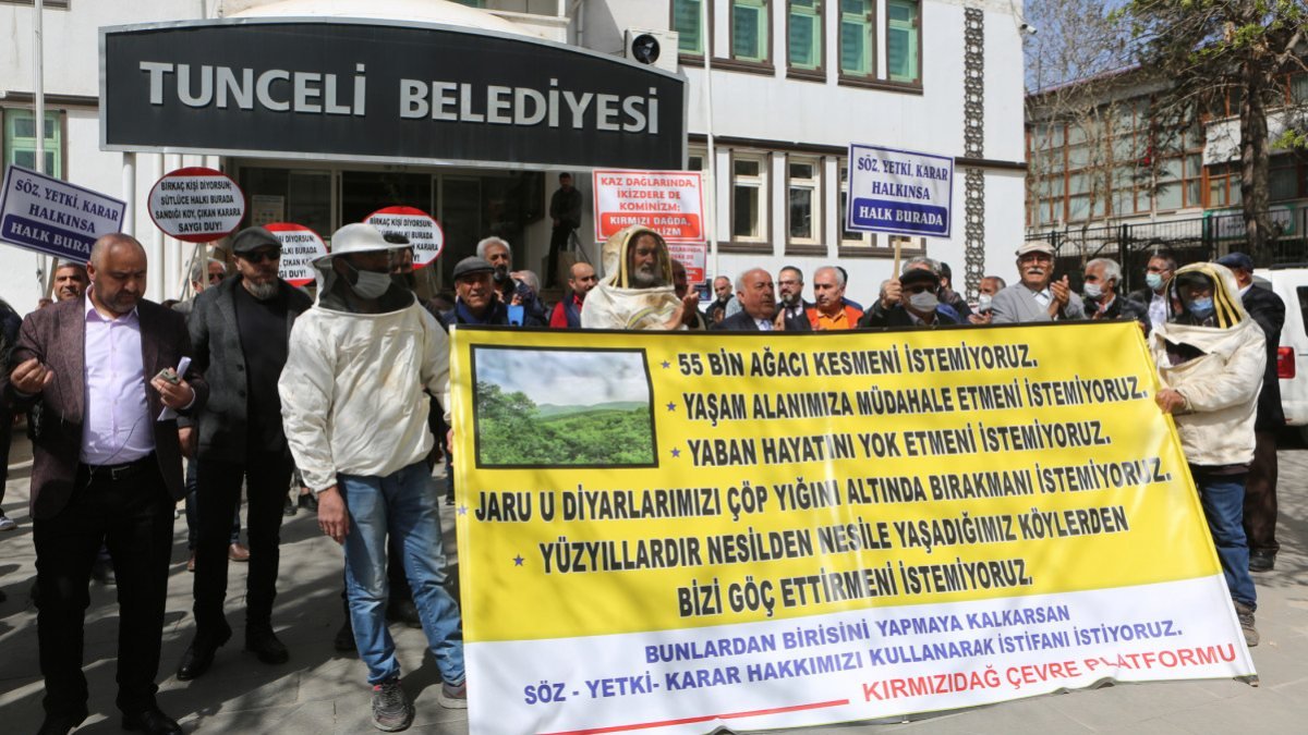 Tunceli'de köylüler, 55 bin ağacın kesilmesine karşı çıktı