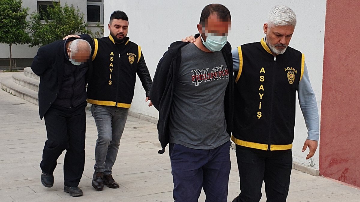 Adana'da dedektörlü altın hırsızları yakalandı