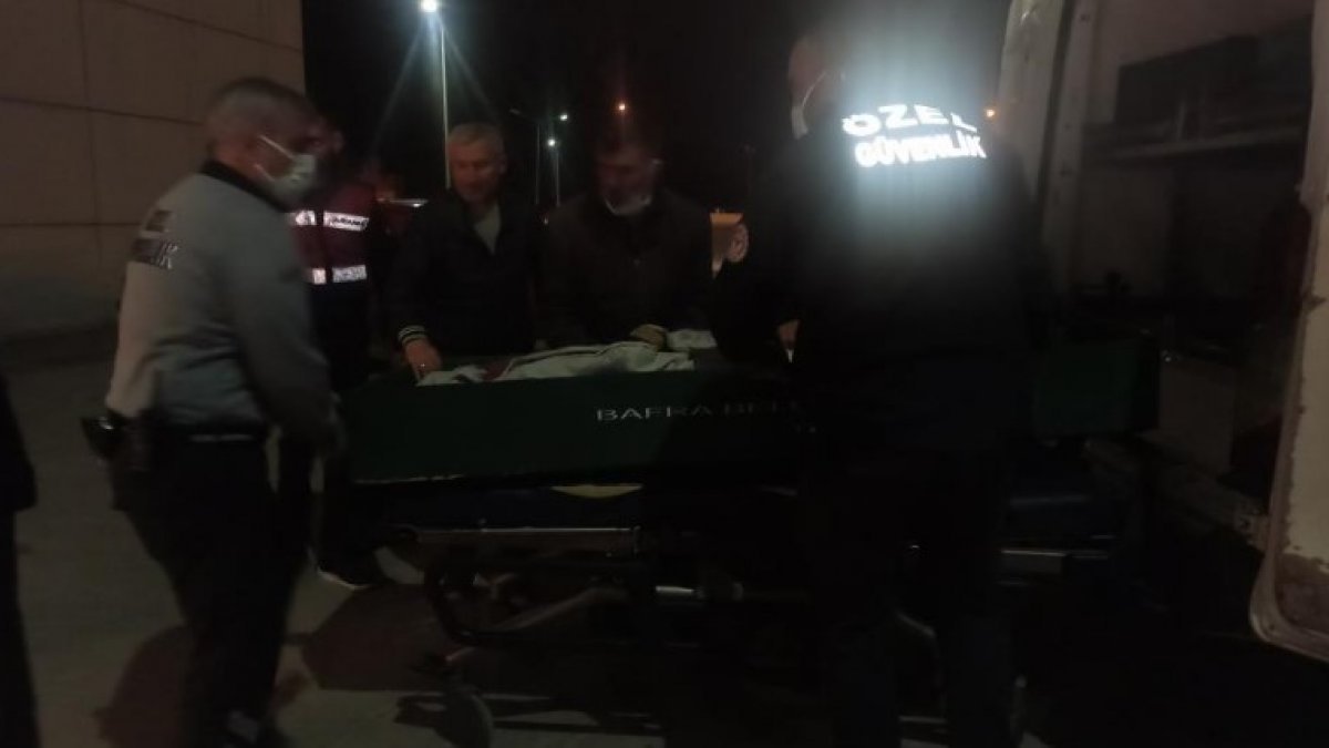 Samsun'da bir kişi kahvehanede yeğenine kurşun yağdırdı