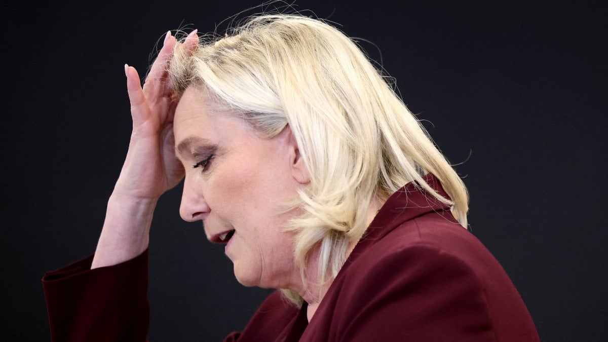 Marine Le Pen: Fransa'yı NATO'dan çekeceğim