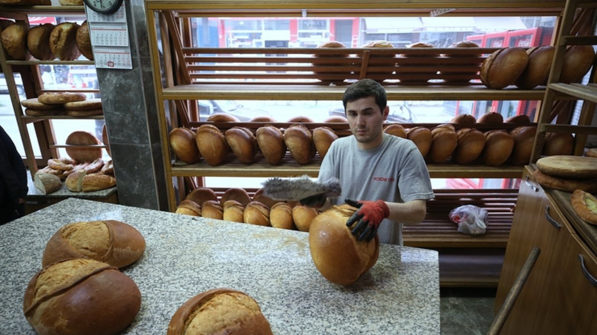 Trabzon'un Vakfıkebir ekmeği 1,5 asırlık lezzet olarak yerini koruyor