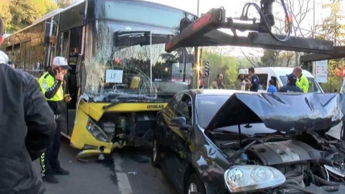 Sarıyer'de şoförsüz İETT otobüsü 15 araca çarptı