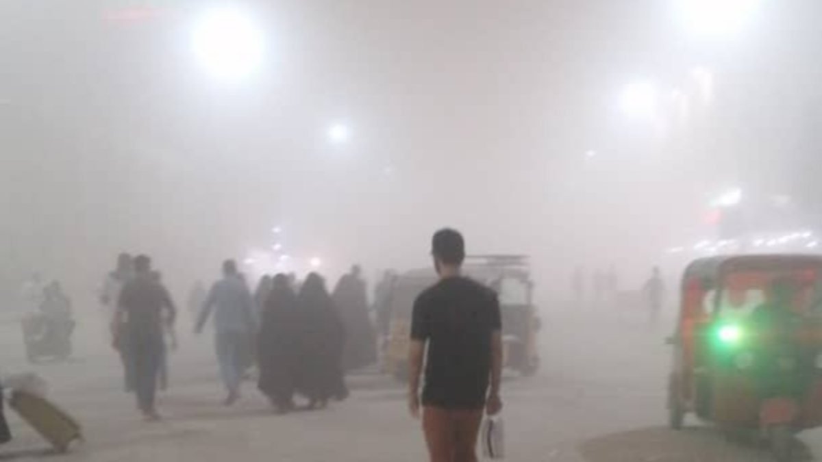 Irak'ta kum fırtınası: 1 ölü