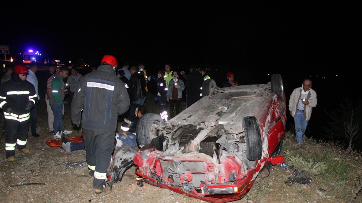 Manisa’da kaza: 1 çocuk hayatını kaybetti, 7 kişi yaralandı