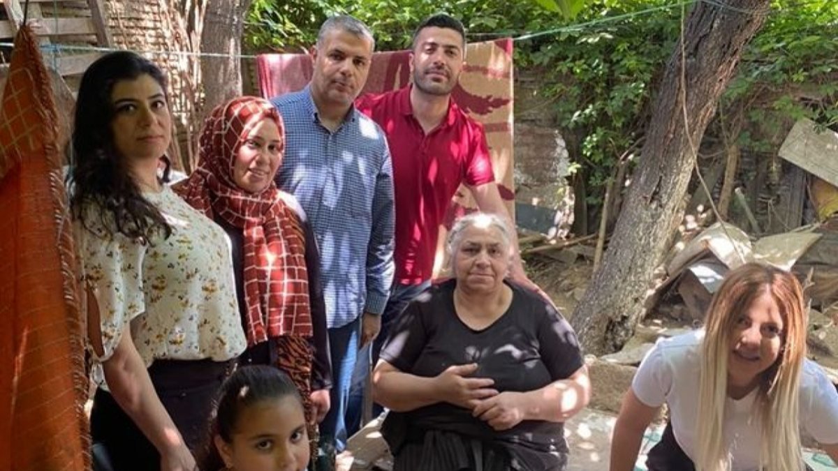 Adana'da hiç kimsesi olmayan kadına Anneler Günü'nde ziyaretçi akını