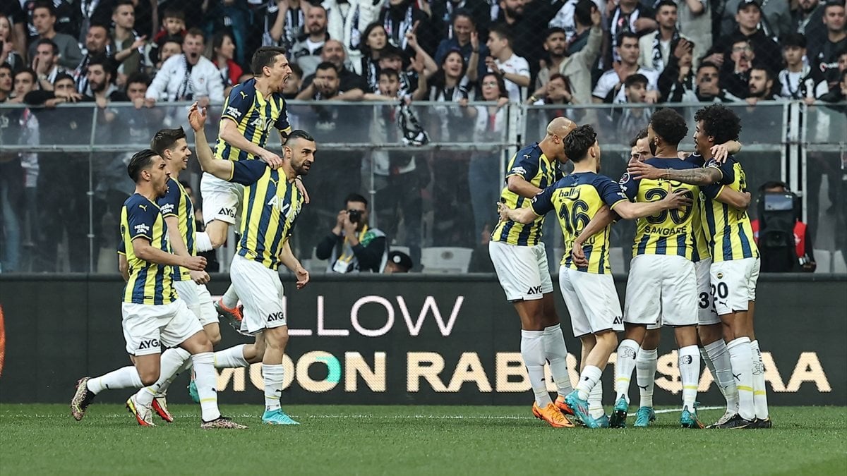 Fenerbahçe ezeli rakiplerinden sadece Trabzonspor'a yenildi