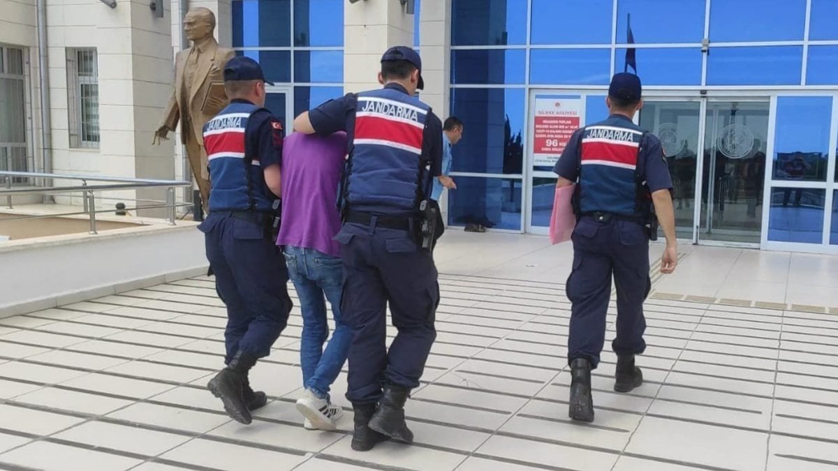 Mersin'deki sigara hırsızı, içtiği paketin barkodundan yakalandı