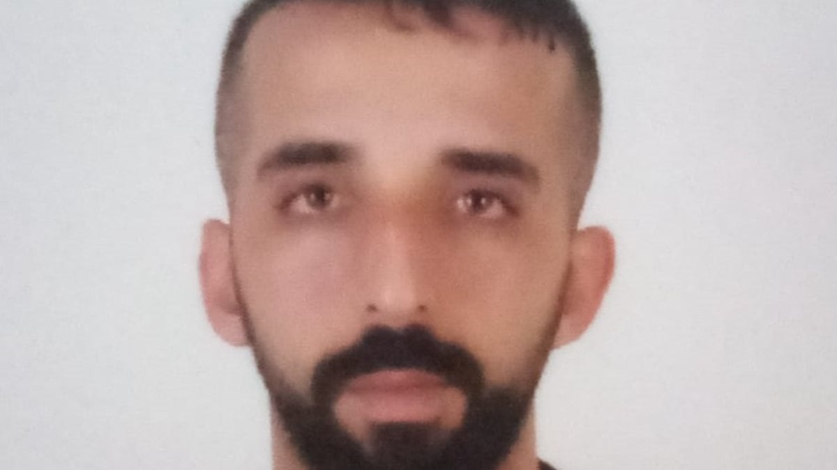 Antalya'da aracında tüfekle öldürüldü