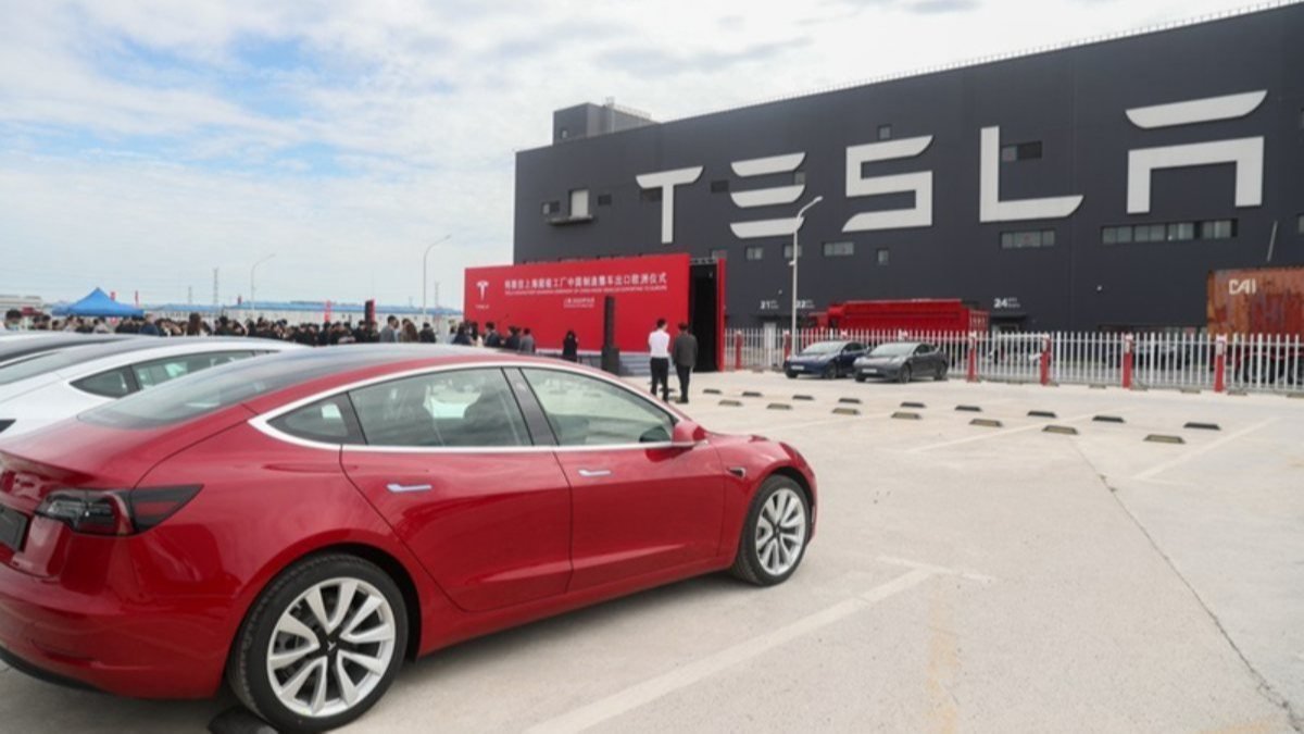 Tesla'nın Çin'deki satışları yüzde 98 düştü