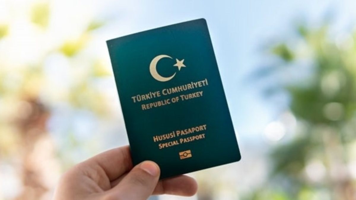 Yeşil pasaport süresi 2022: Yeşil pasaportlar ne kadar, kaç yıla uzatıldı?