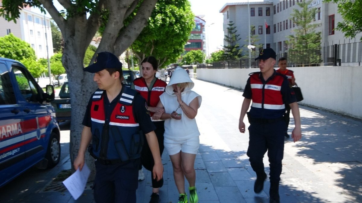 Antalya'da fuhuş operasyonu: 3 kadın kurtarıldı