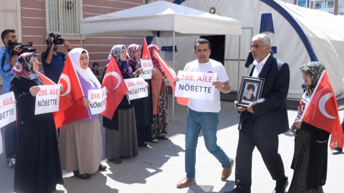 Diyarbakır’da evladını bekleyen aile sayısı 288 oldu