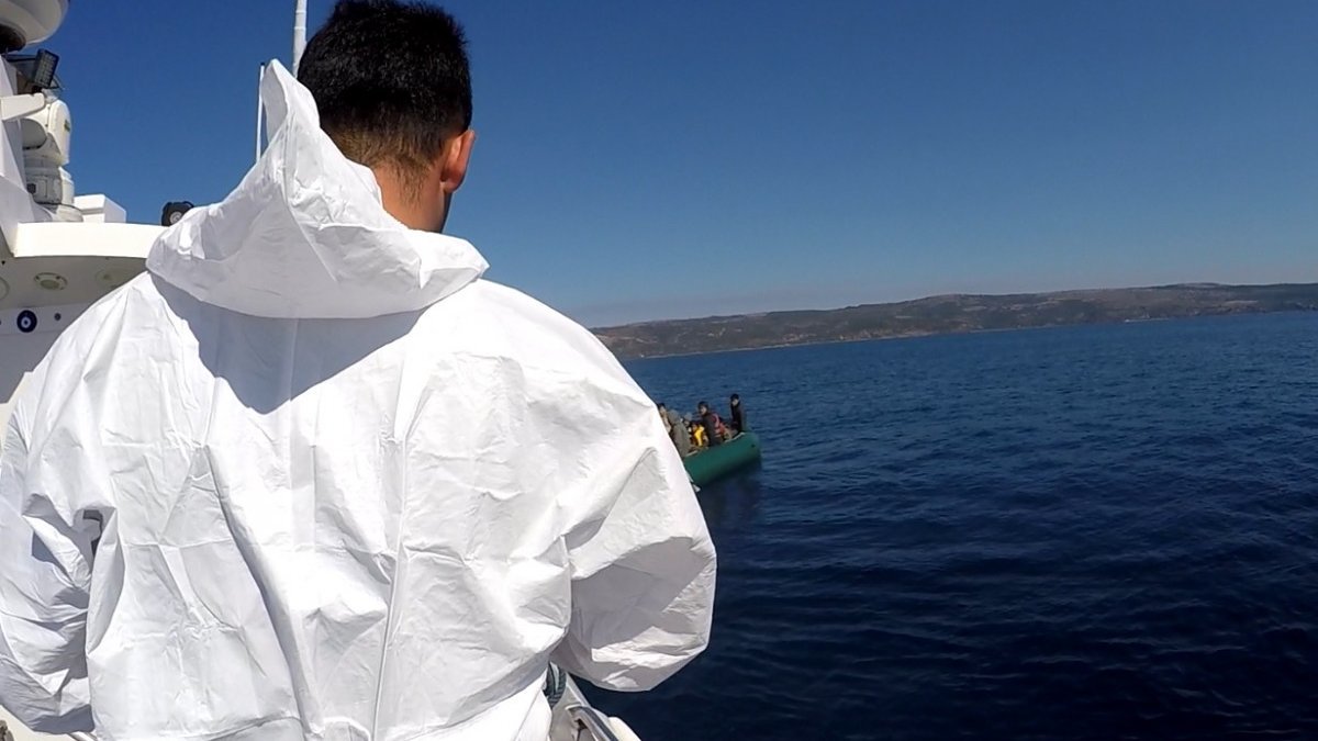 Yunanistan’a gitmek isteyen 30 göçmen geri itildi