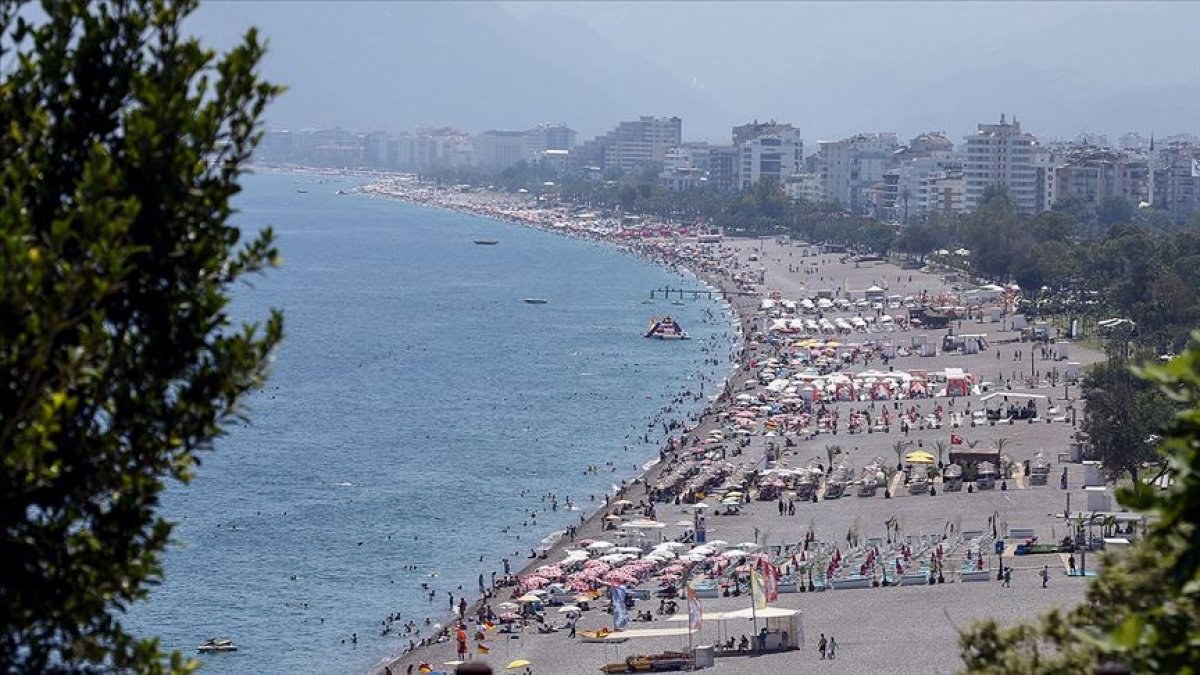 İngiliz Büyükelçi Chilcott: Antalya ve Türkiye'de turist artışı olacak