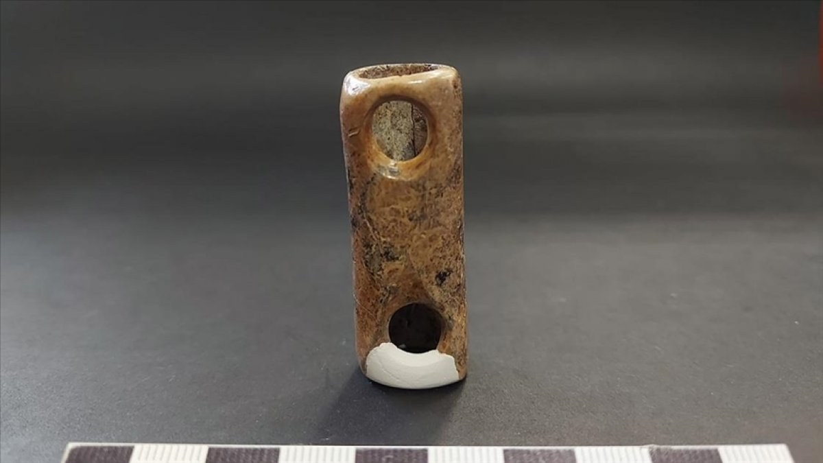 Bilecik'teki kazılarda bulunan 8 bin 600 yıllık flüt ve parmak izi sergilenecek