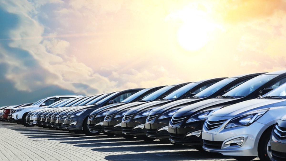 İlk 4 ayda otomotiv satışları yüzde 18 azaldı