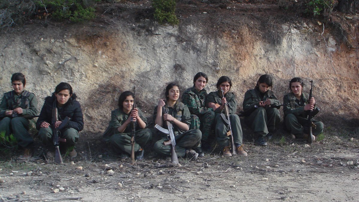 PKK, Suriye'de 2 kız çocuğunu okuldan kaçırdı