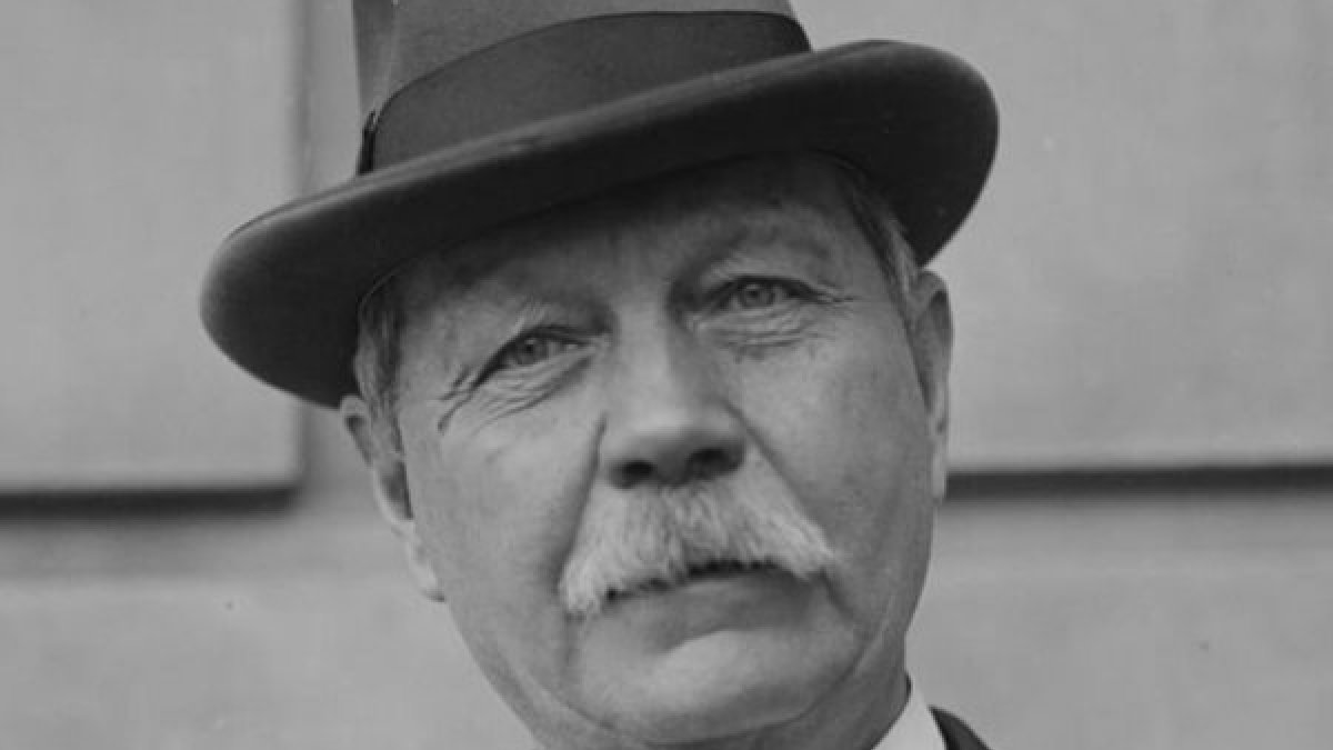 Ünlü dedektif romanlarının yazarı: Sir Arthur Conan Doyle