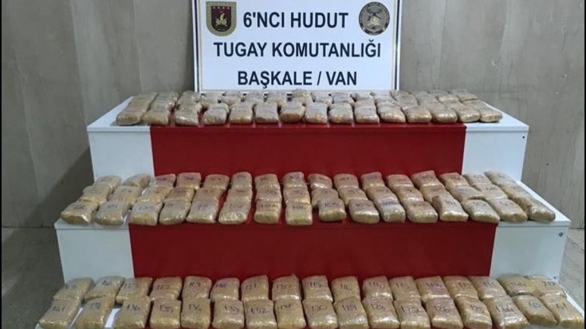 Van'da sınır hattında 72 kilo 457 gram eroin yakalandı
