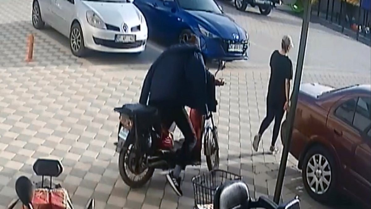 Adana'da motosiklet hırsızı sevgililer yakayı ele verdi