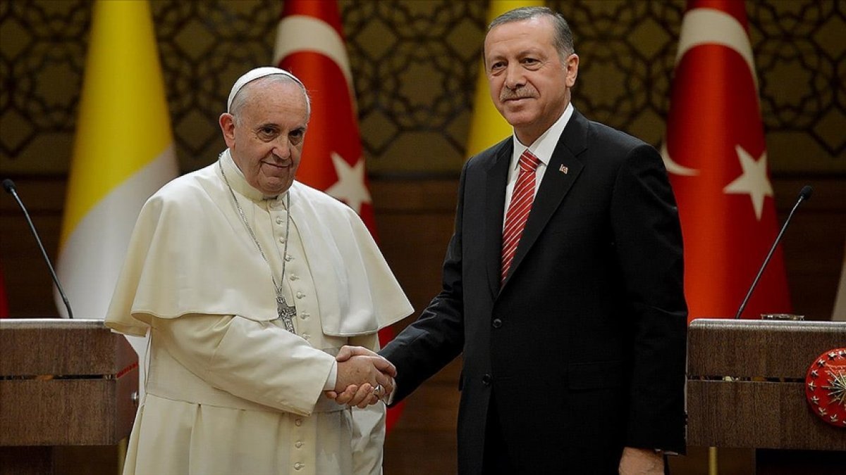Papa, Cumhurbaşkanı Erdoğan’ın çabalamasından memnun