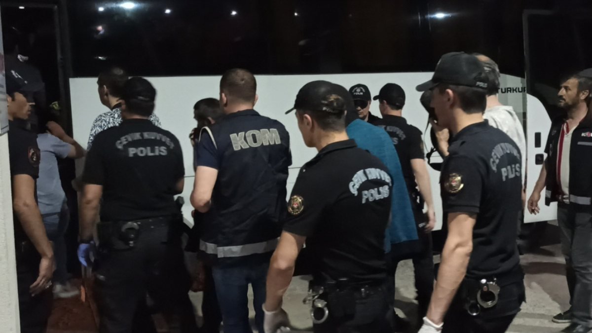 Konya merkezli 'miras' operasyonu: 17 tutuklama