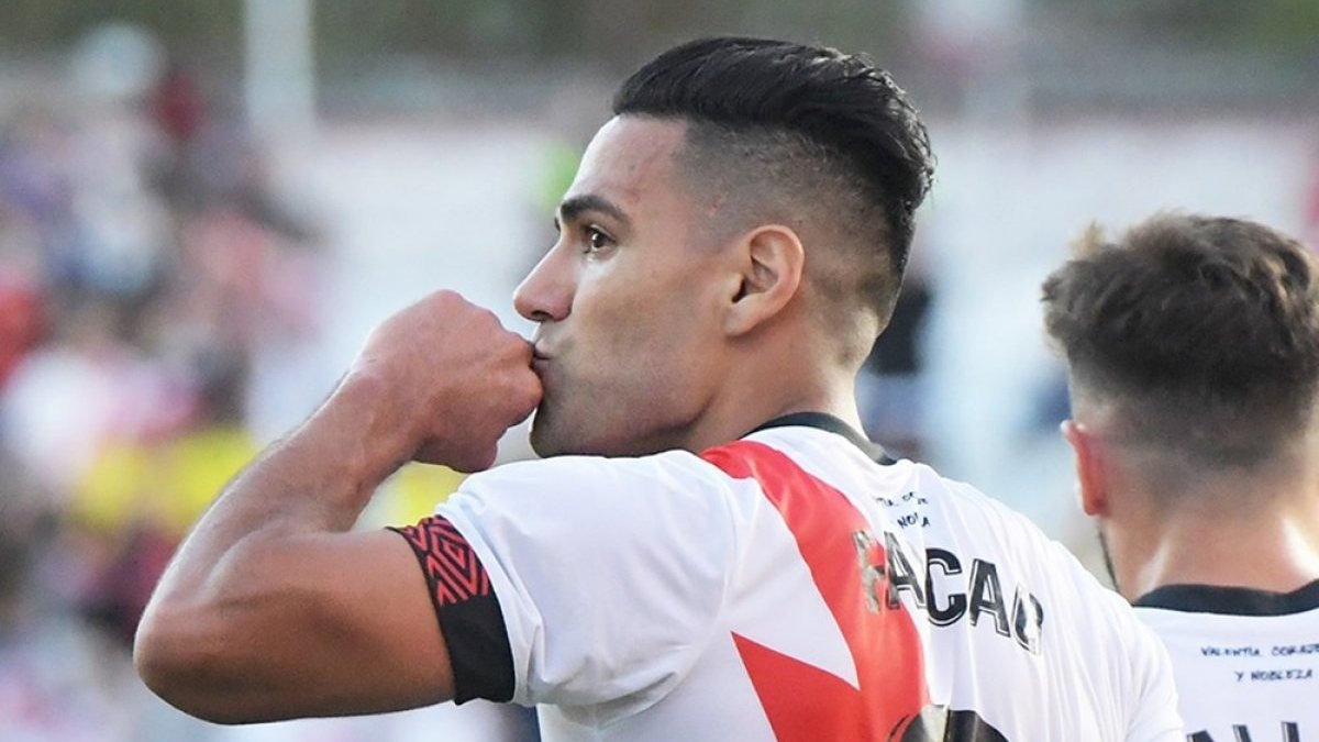 Radamel Falcao, bir yıl daha Rayo Vallecano'da