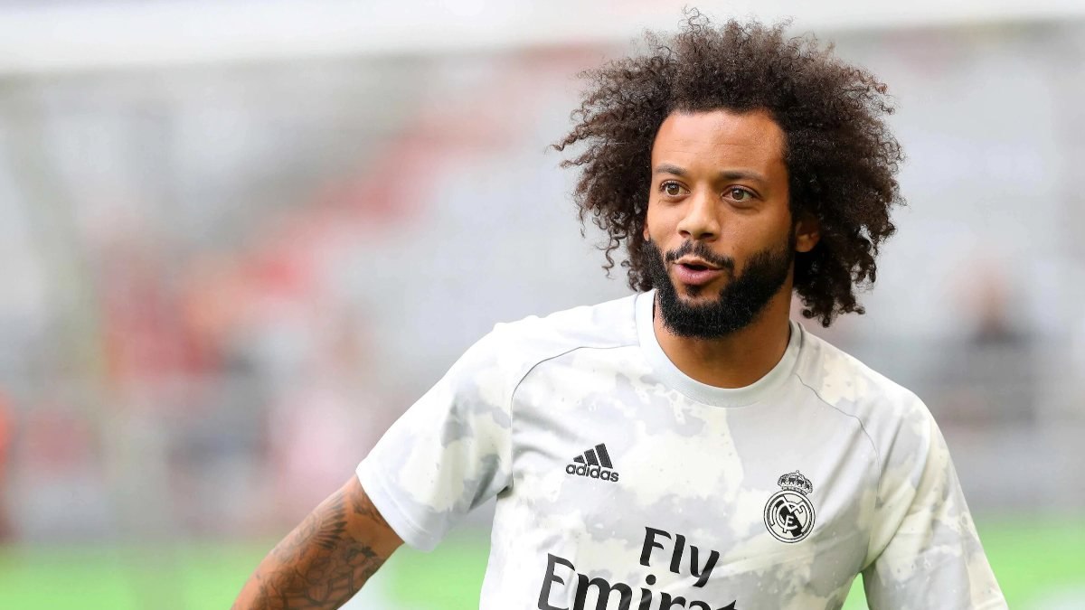 Marcelo, Fenerbahçe için Alex'i ve Roberto Carlos'u aradı