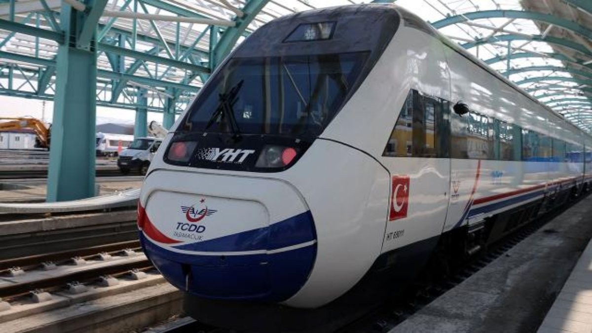 Yüksek Hızlı Tren bilet fiyatları 2022: İstanbul-Ankara-Konya YHT ne kadar, kaç TL?