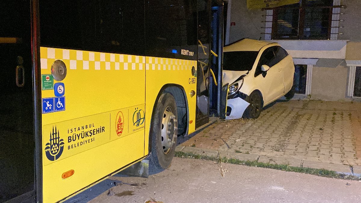 Sancaktepe'de ehliyetsiz personel, İETT otobüsü ile kaza yaptı