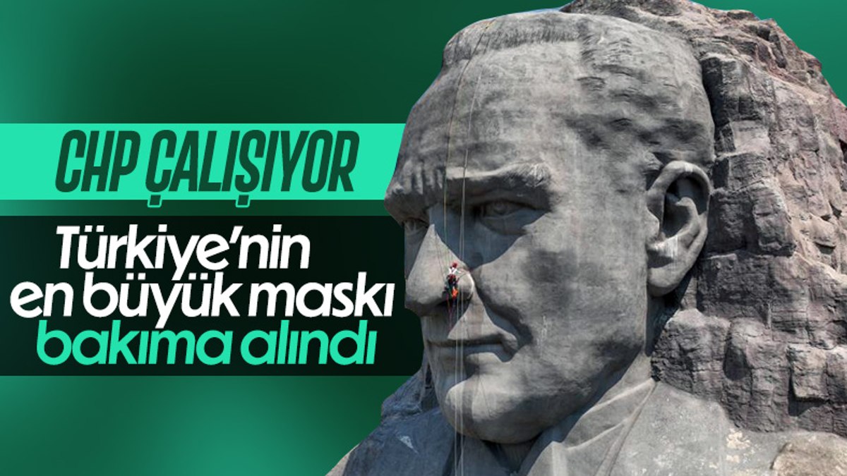 İzmir'de Buca Belediyesi dev Atatürk maskını bakıma aldı