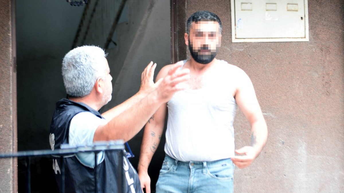 Adana'da uyuşturucu tacirlerinin polisi oyalama oyunu
