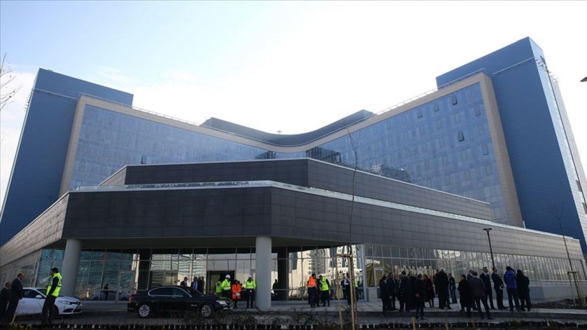 CHP'li İlgezdi'nin Ankara Şehir Hastanesi'yle ilgili iddialarına başhekimlikten yanıt