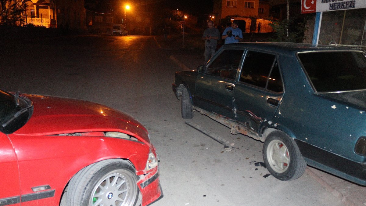 Kayseri'de drift atan araç park halindeki araca vurdu