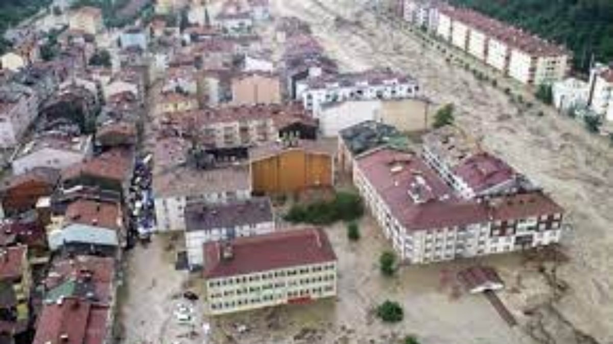 Sinop ve Kastamonu için şiddetli yağış uyarısı: 100 kg yağış bekleniyor