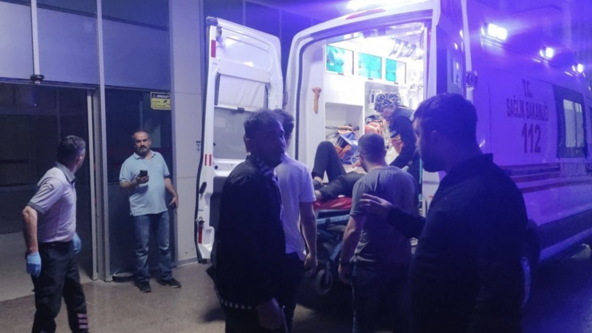 Bursa'da eğlence merkezine tüfekle ateş açıldı: 1’i polis 6 yaralı