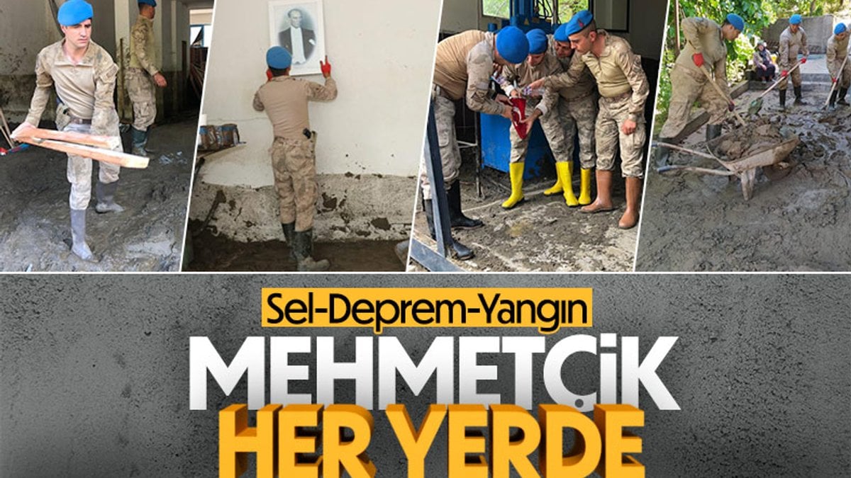 Komandoların bayrak ve Atatürk hassasiyeti: Sel çamurundan temizleyip duvara astılar